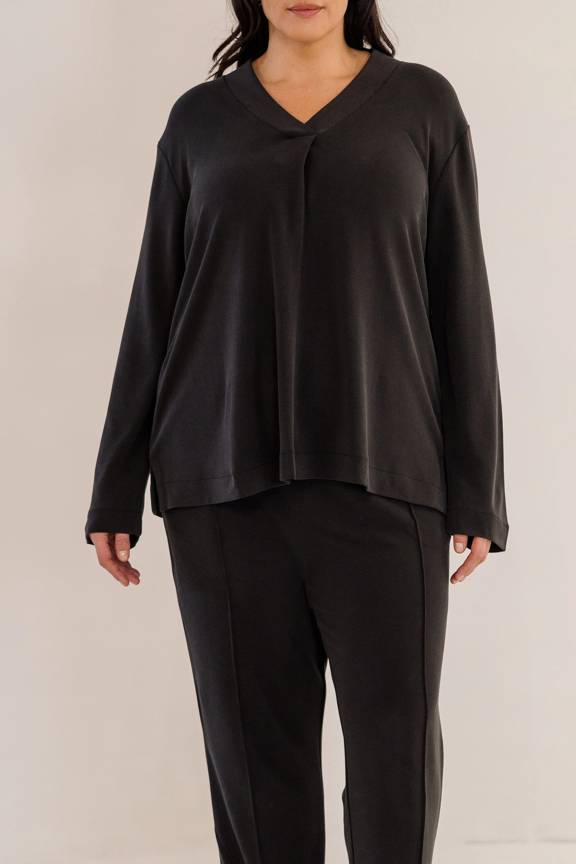 Bowery Wide V-Neck Tunic, Black