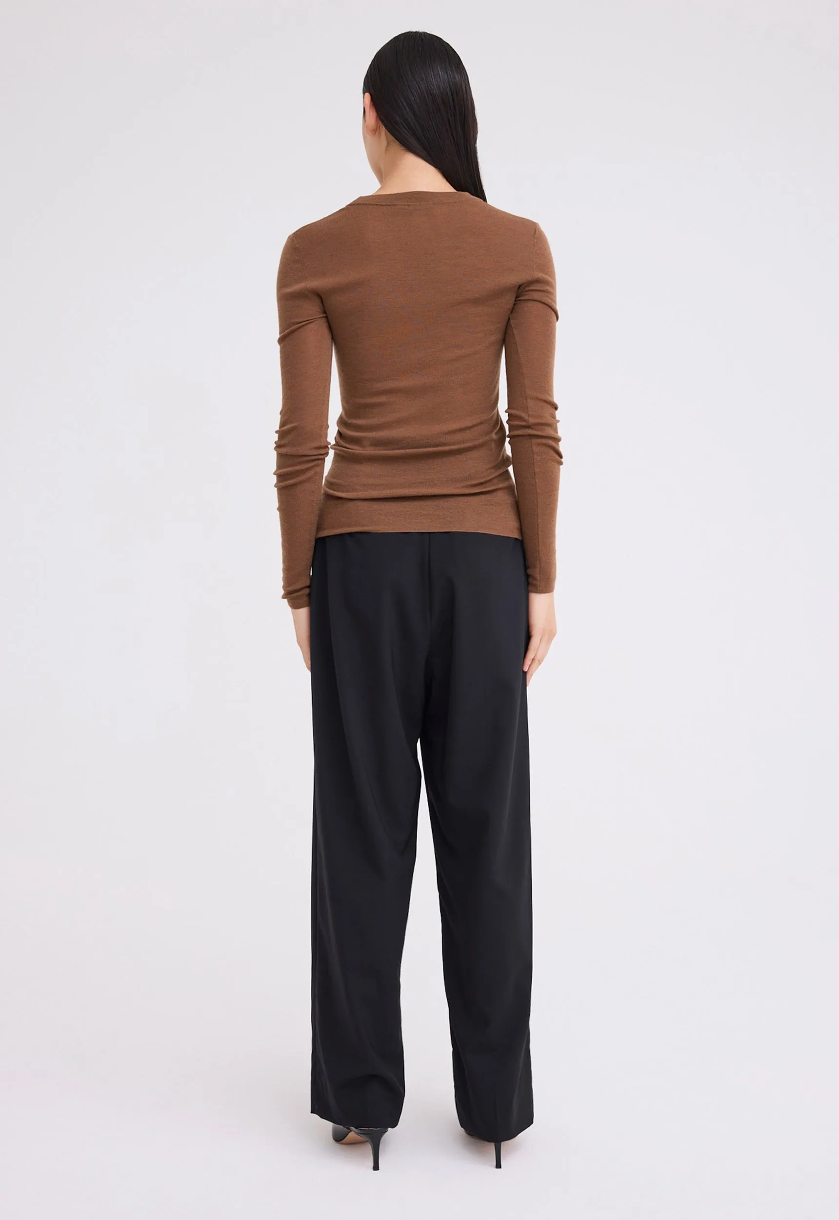 Clue Merino Wool Sweater - Dario Brown