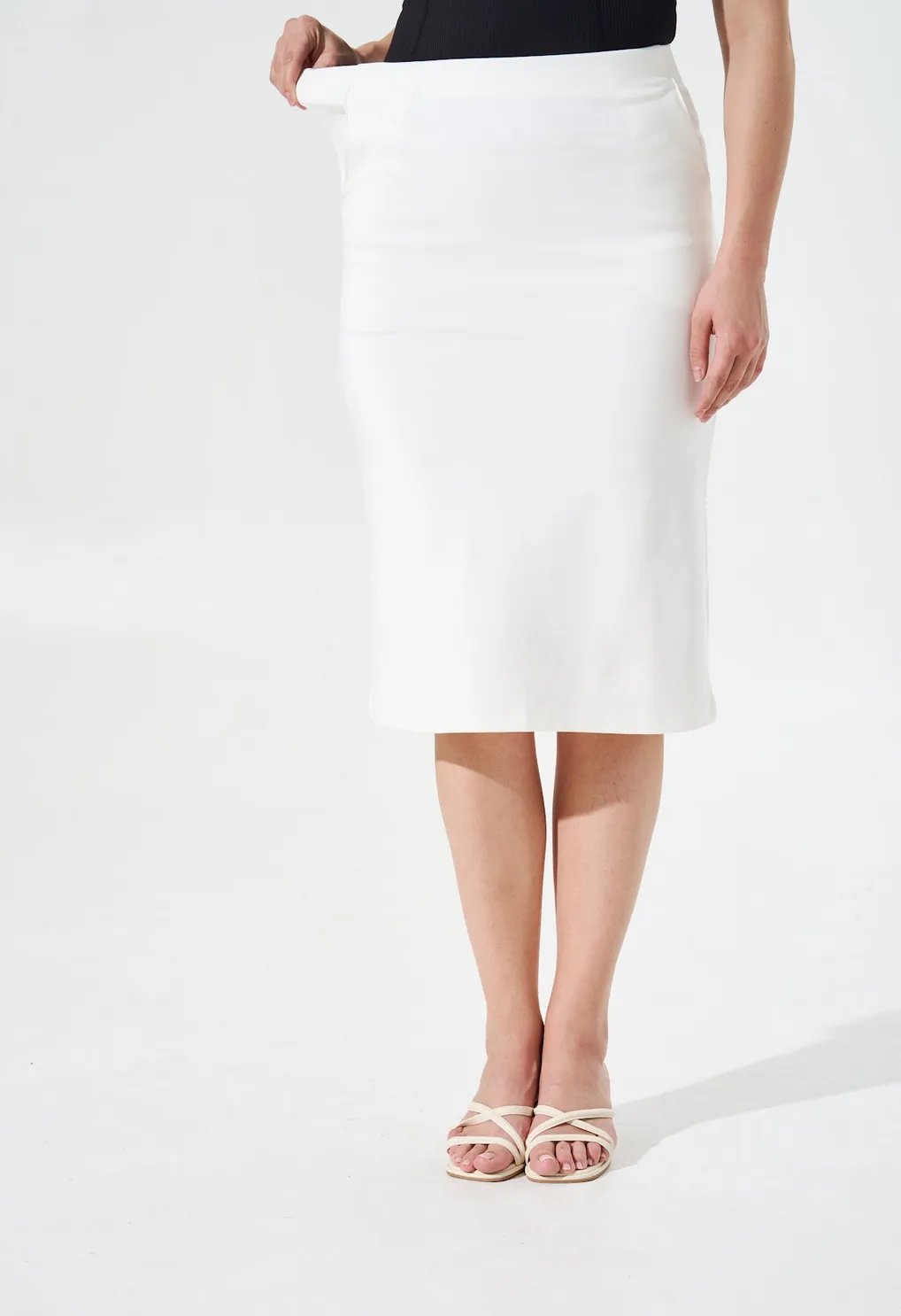 Cooling, Wrinkle-Free, Stretchy Whimsy Skirt With Pockets & Tummy Control