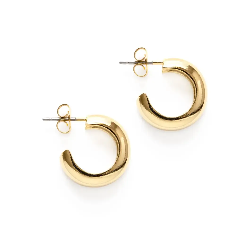 Demure Huggie Hoop Earrings