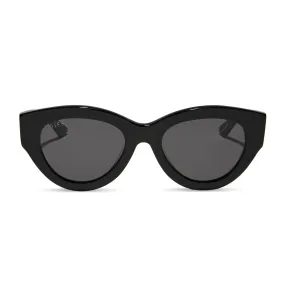 EMILY IN PARIS - EMILY   LBD BLACK   GREY SUNGLASSES