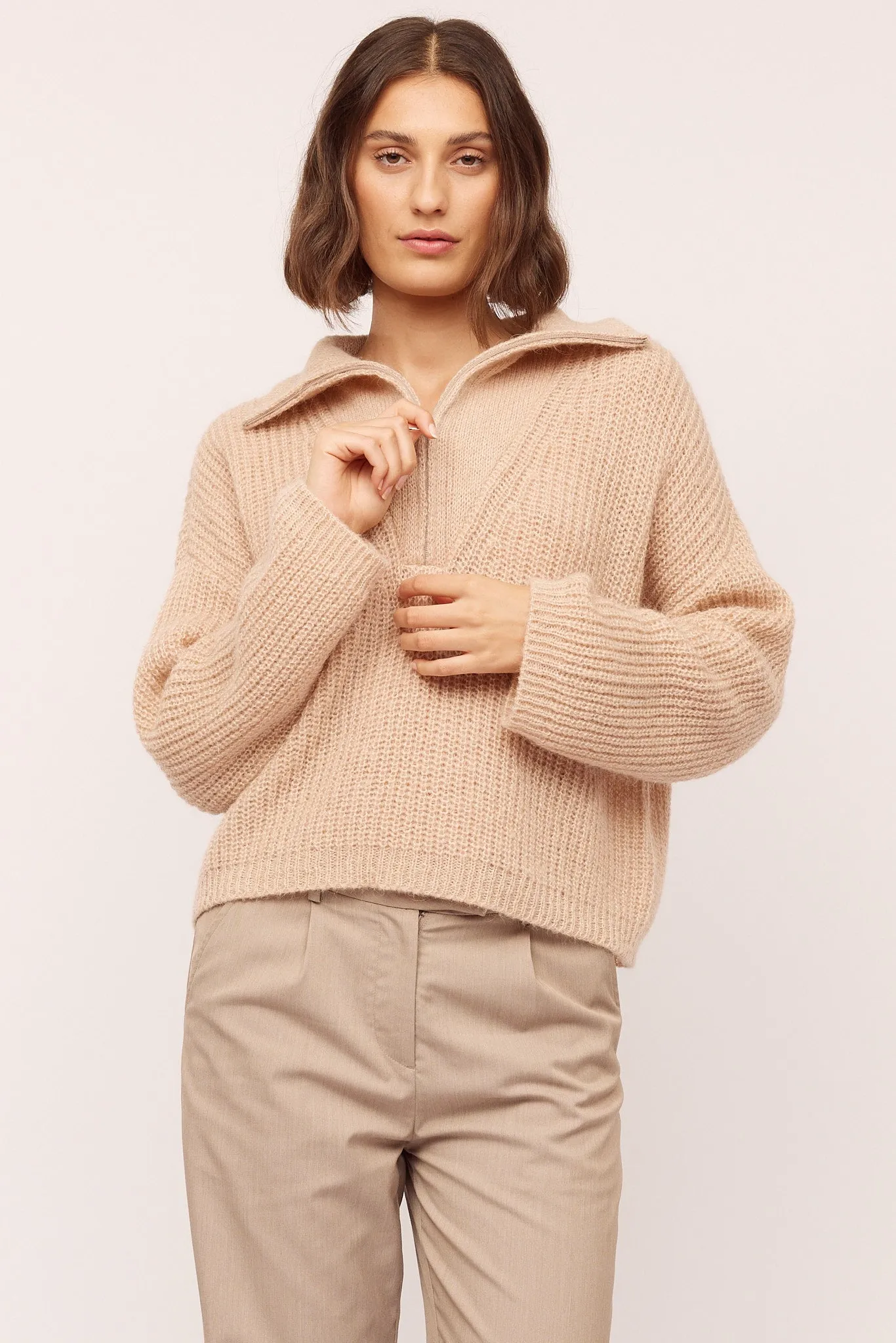 Florie Zip Knit - Lt Sand