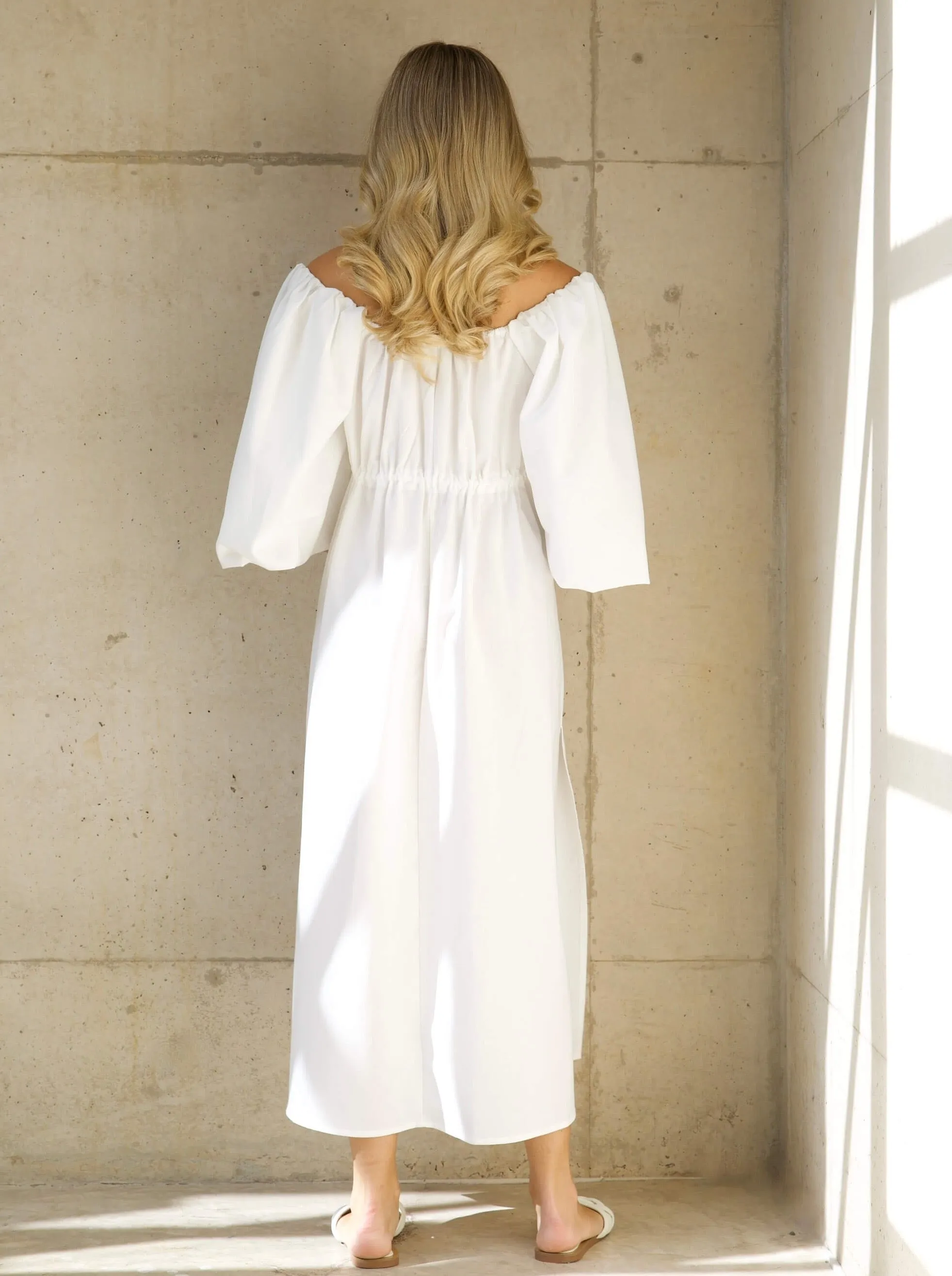 'HERA' SQUARE NECK BALLOON SLEEVE MIDAXI DRESS WHITE