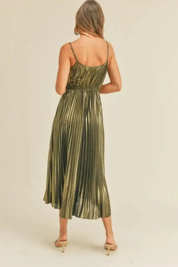 METALLIC PLEATED DRESS