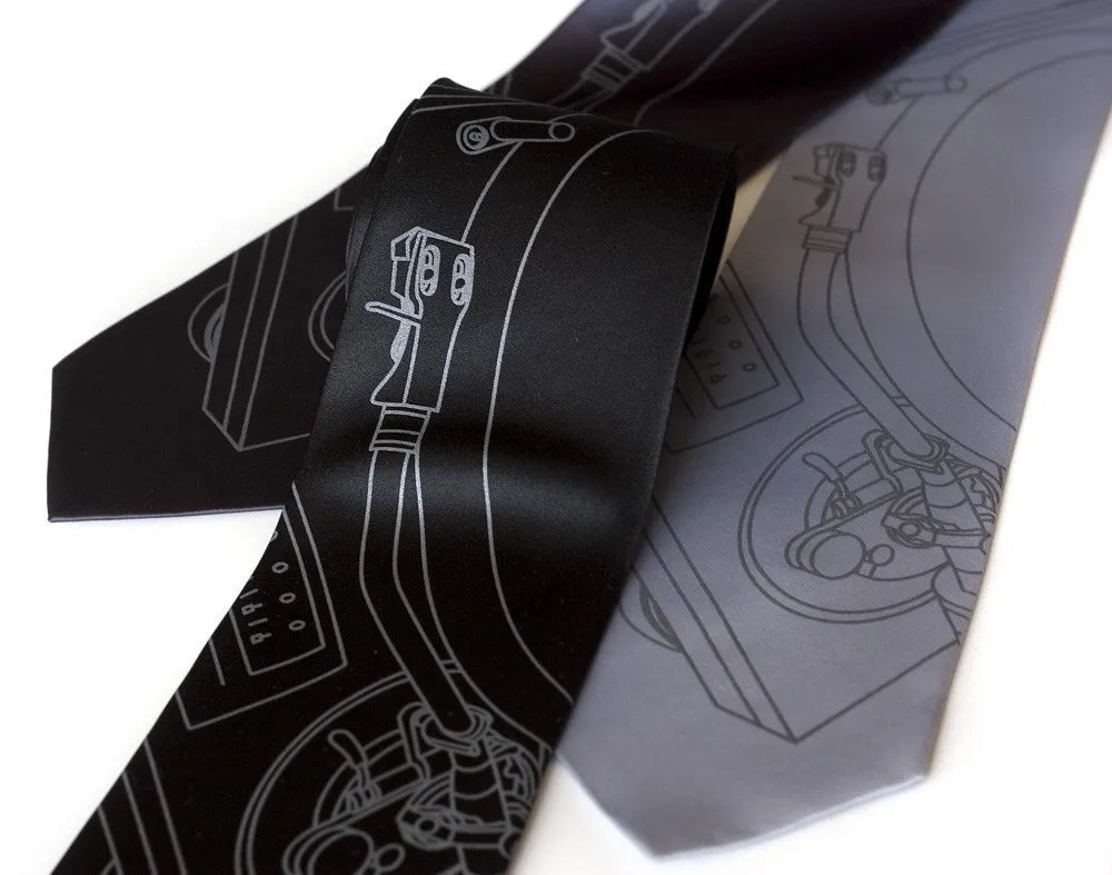 Turntable Silk Necktie